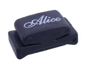 Alice A010CP Резиновый держатель для медиаторов с креплением на струны на головке грифа гитары.