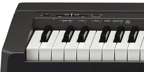 Yamaha P-45B Цифровое пианино.