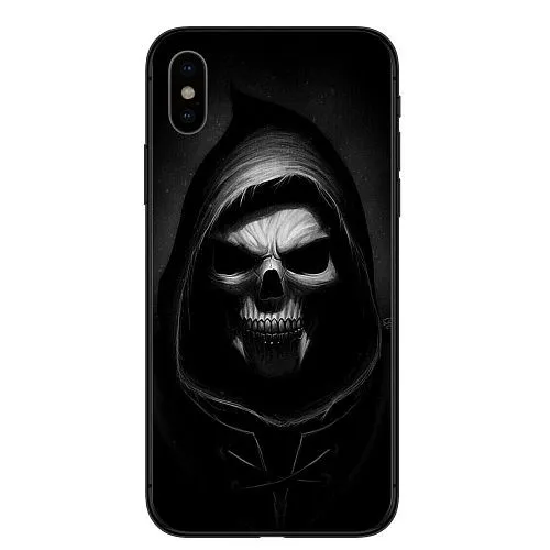 Чехол для смартфона iPhone 7plus/8plus. Череп в капюшоне.