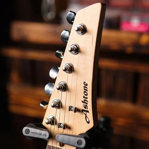 Ashtone ST-400 BL электрогитара с чехлом