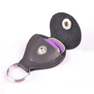 Мозеръ LB1 Кожаный футляр-брелок для медиаторов.