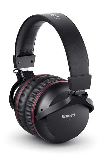 Focusrite Scarlett Solo Studio 4th Gen Студийный комплект.