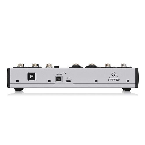 Behringer FLOW 8 Цифровой микшерный пульт.